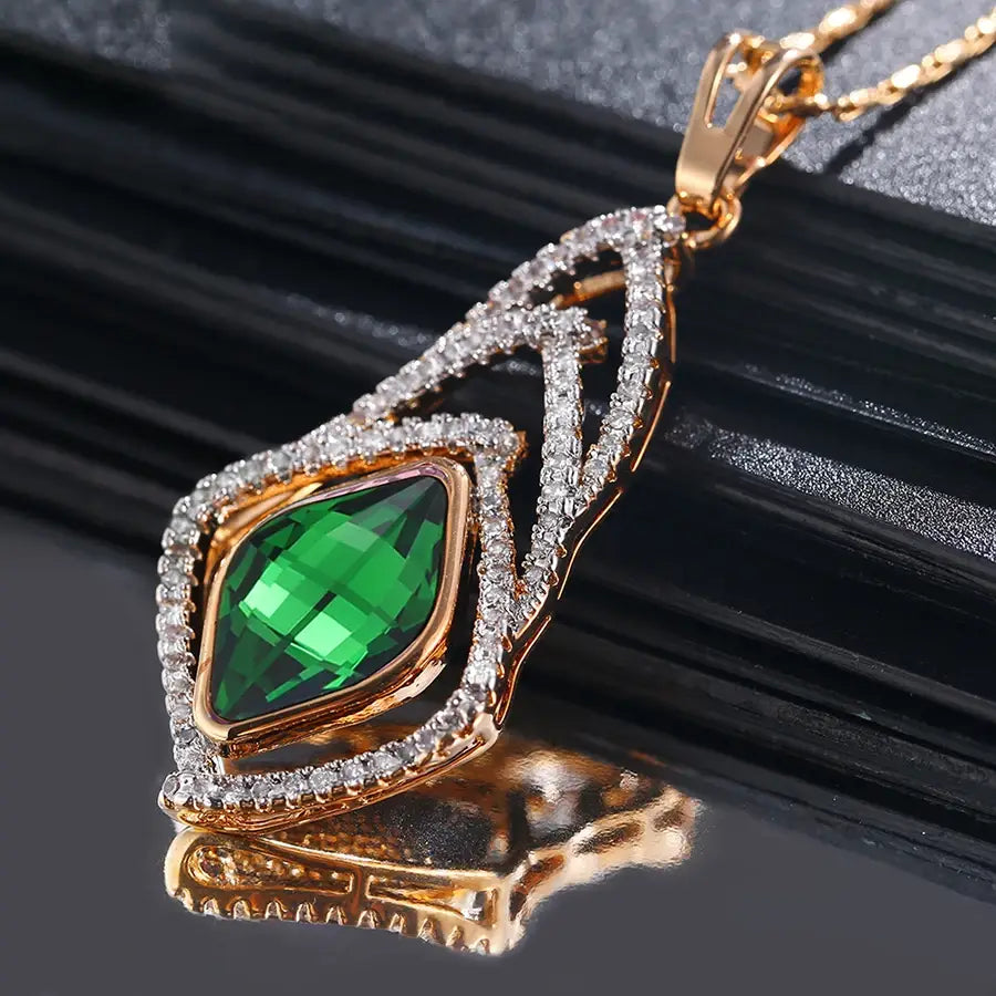 Crystal Pendant Necklace – Fashion Jewelry Charm, Copper Alloy
