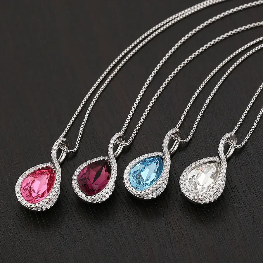 Elegant European Crystal Pendant Necklace for Women