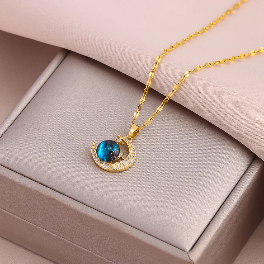 Gold-Plated Fashion Dream Planet Pendant Necklace for Women