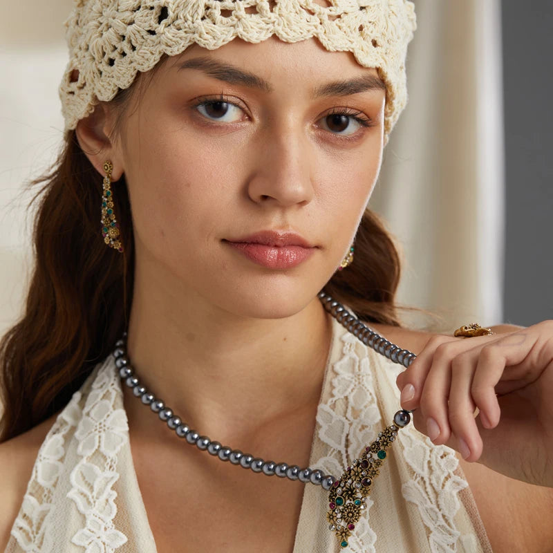 Gold Floral Pearl Necklace for Women – Luxury Bridal & Party Jewelry