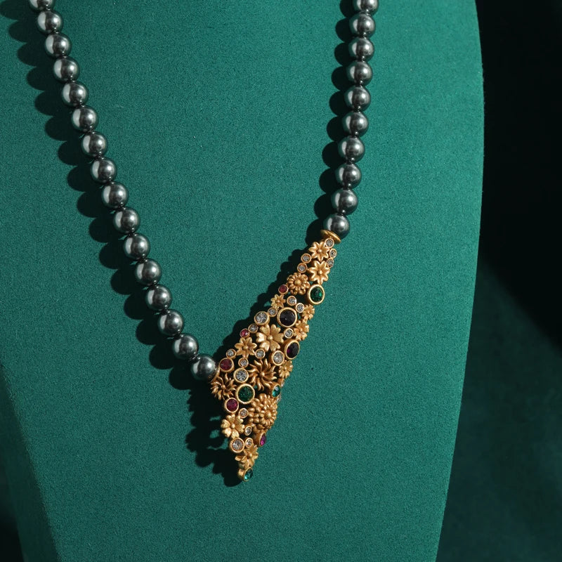 Gold Floral Pearl Necklace for Women – Luxury Bridal & Party Jewelry