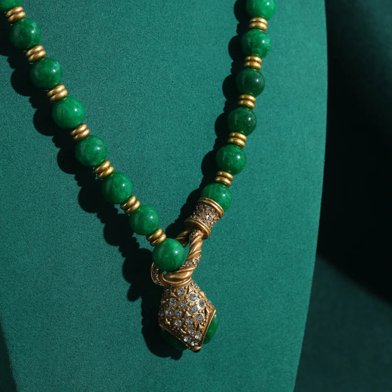 Green Bead Stone Necklace Pendant for Women – Luxury Summer Jewelry Gift