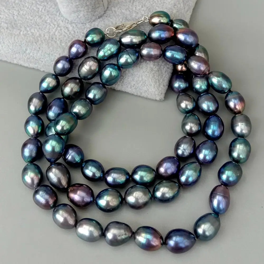 Long 32.5" Black Freshwater Pearl Necklace – Classic & Timeless Design