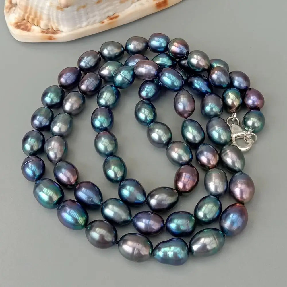 Long 32.5" Black Freshwater Pearl Necklace – Classic & Timeless Design