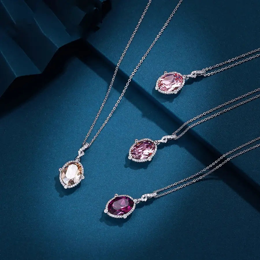 Stylish Shining Crystal Pendant Necklace for Women