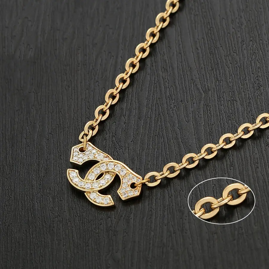 Trendy Gold Romantic Pendant Necklace for Women