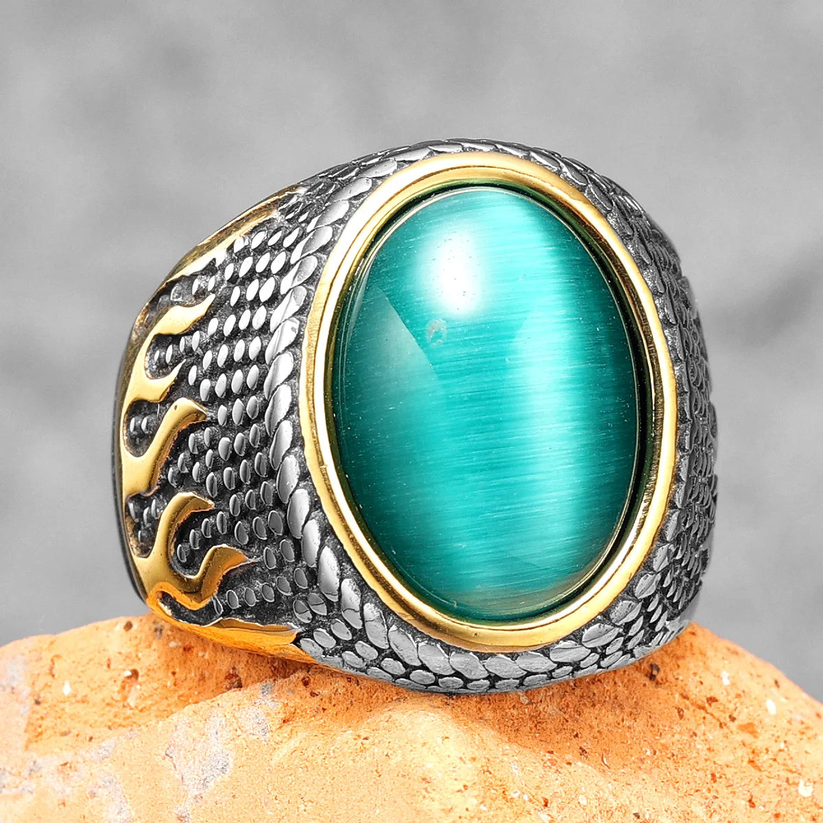 Luxury Emerald Rhinestone Ring for Men – Stainless Steel
