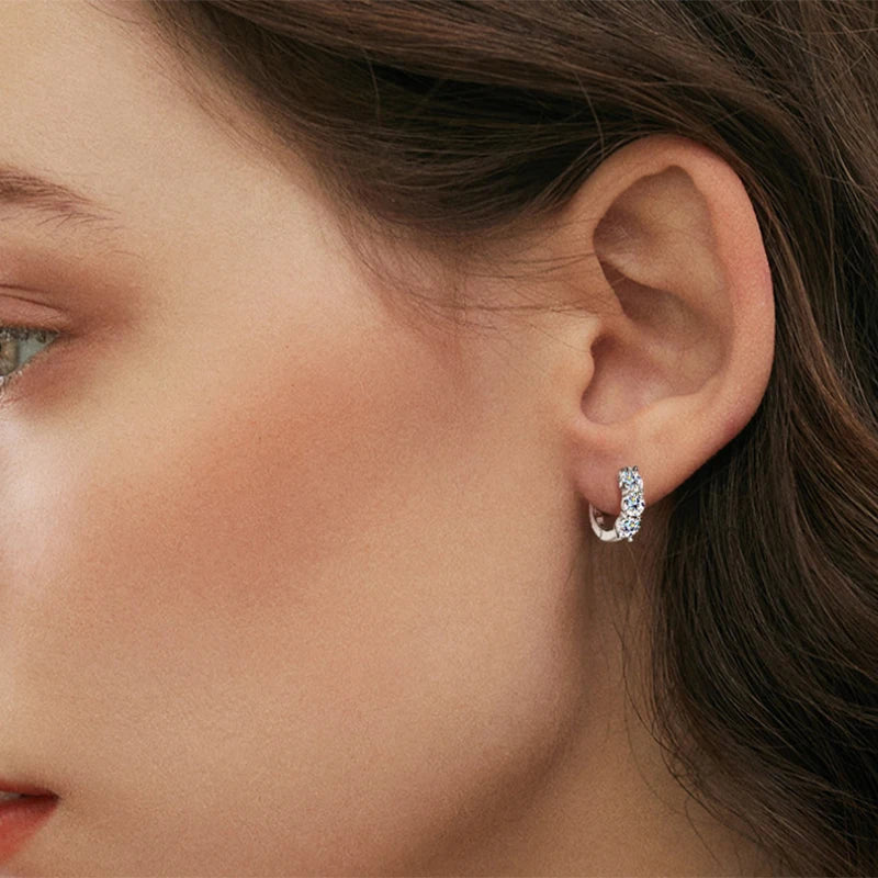 Dazzling Silver Moissanite Earrings – Ideal Gift for Christmas & Halloween
