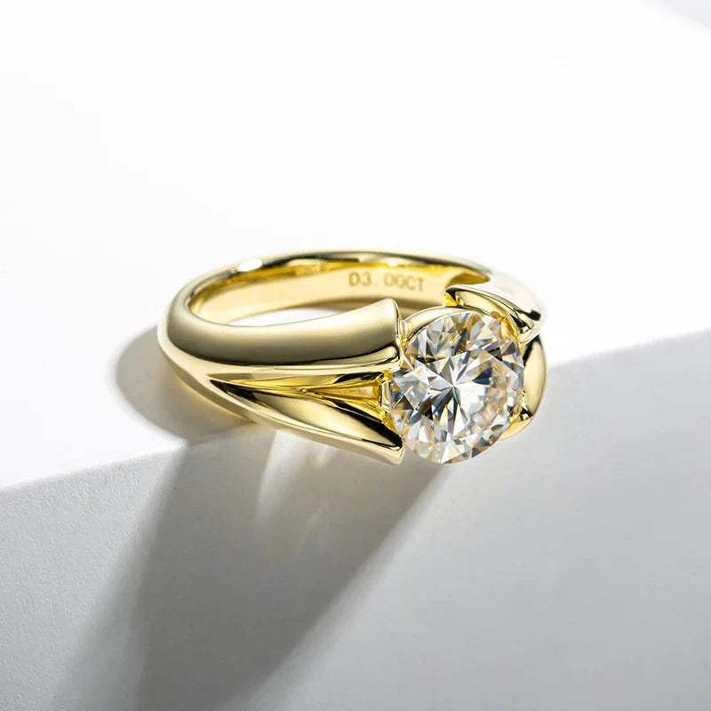Luxury Moissanite Engagement Ring in Sterling Silver Wedding Ring for Women