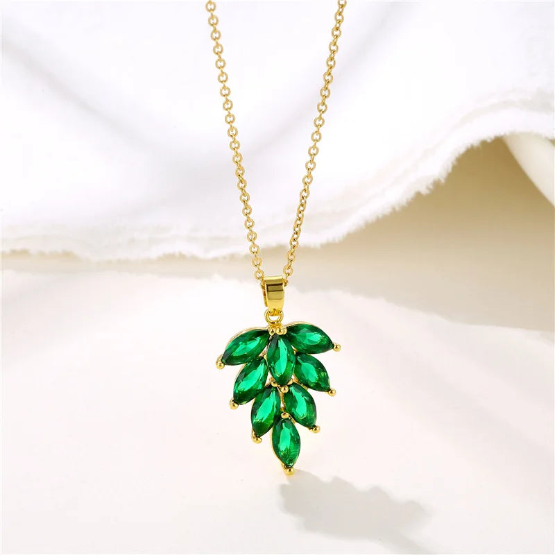 Trendy Green Zircon Pendant Necklace for Women