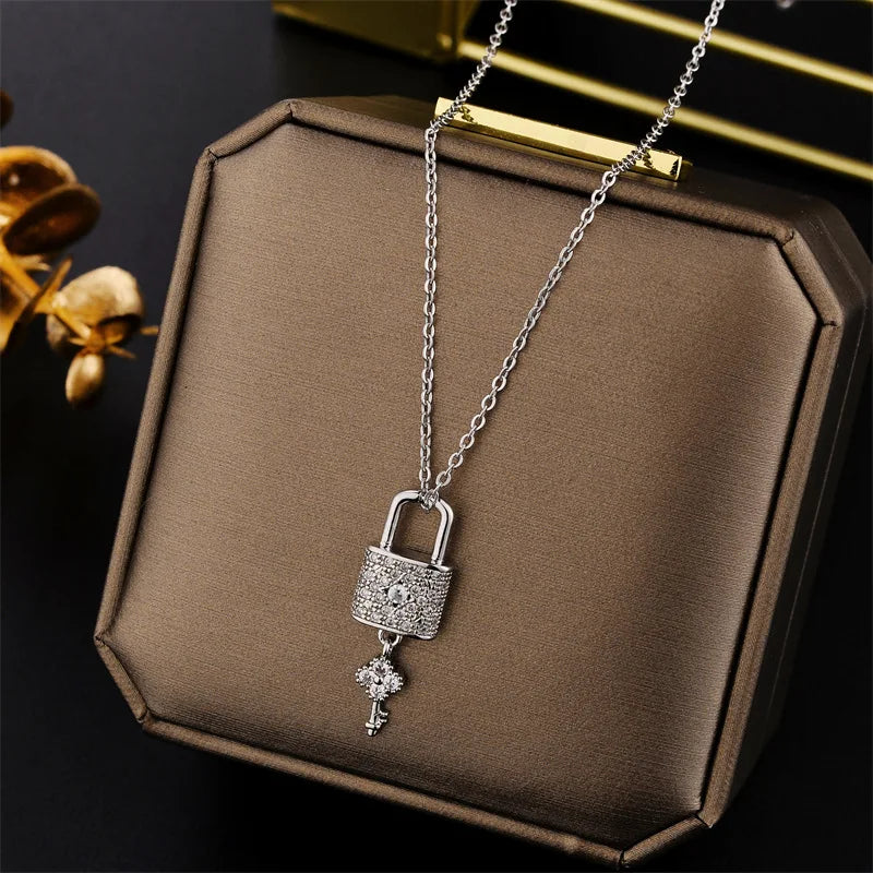 Luxury Zircon Crystal Pendant Necklace – Korean Fashion for Women