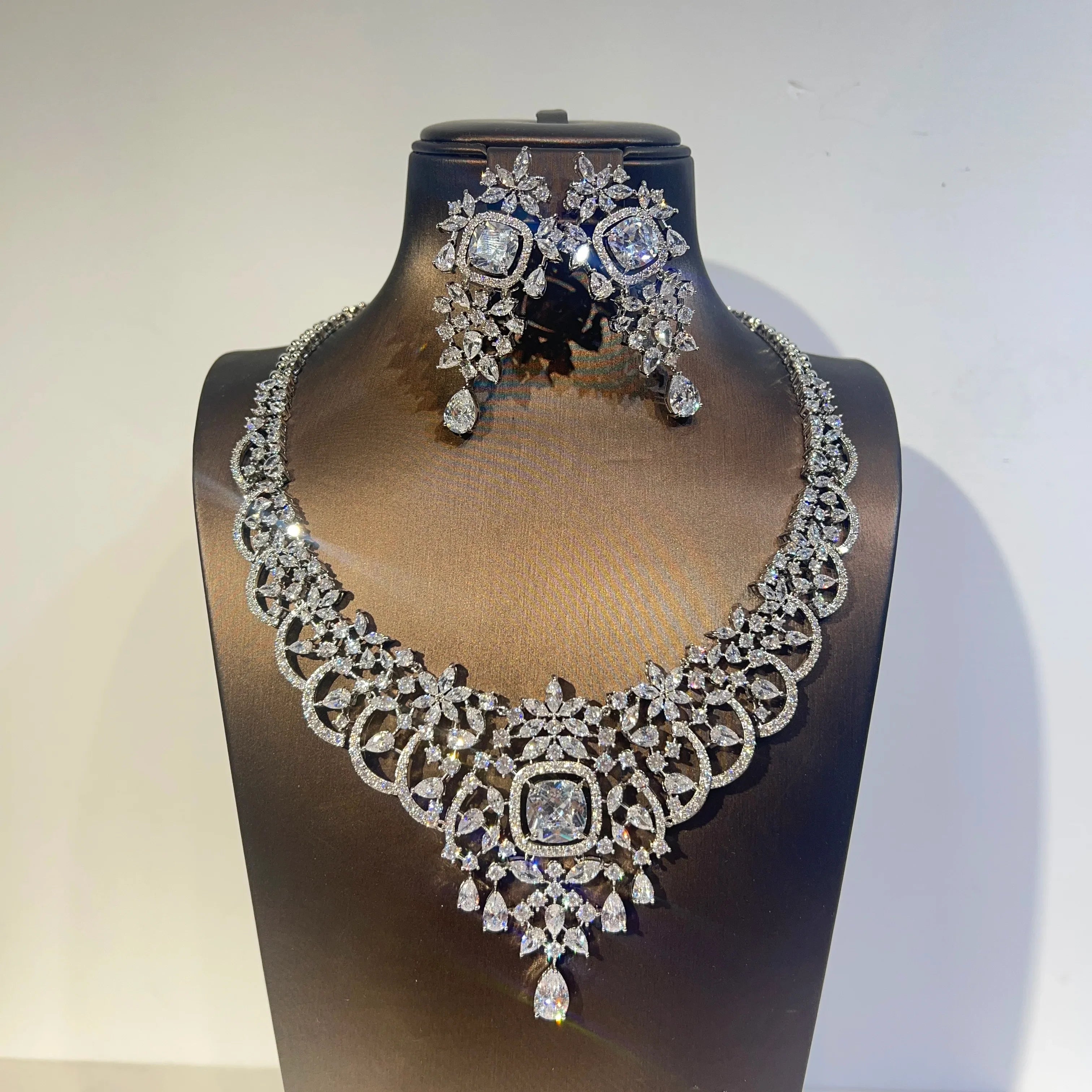 White Cubic Zirconia Necklace Set for Women Dubai Bridal Jewelry 2Pcs