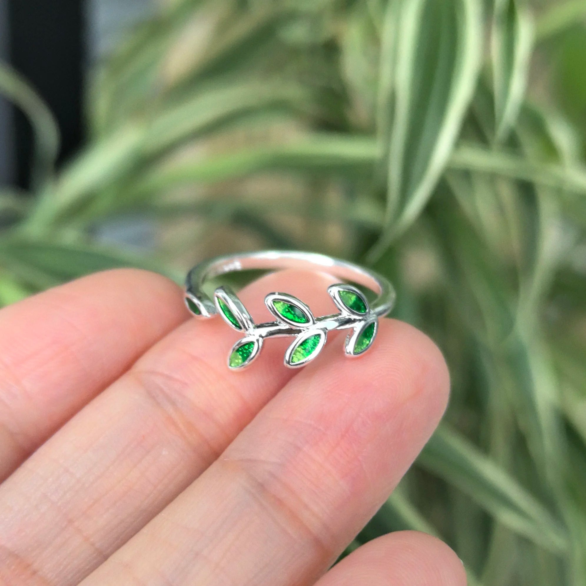 Mermaid Whale Tail Moonstone Stackable Ring – Blue Green Silver