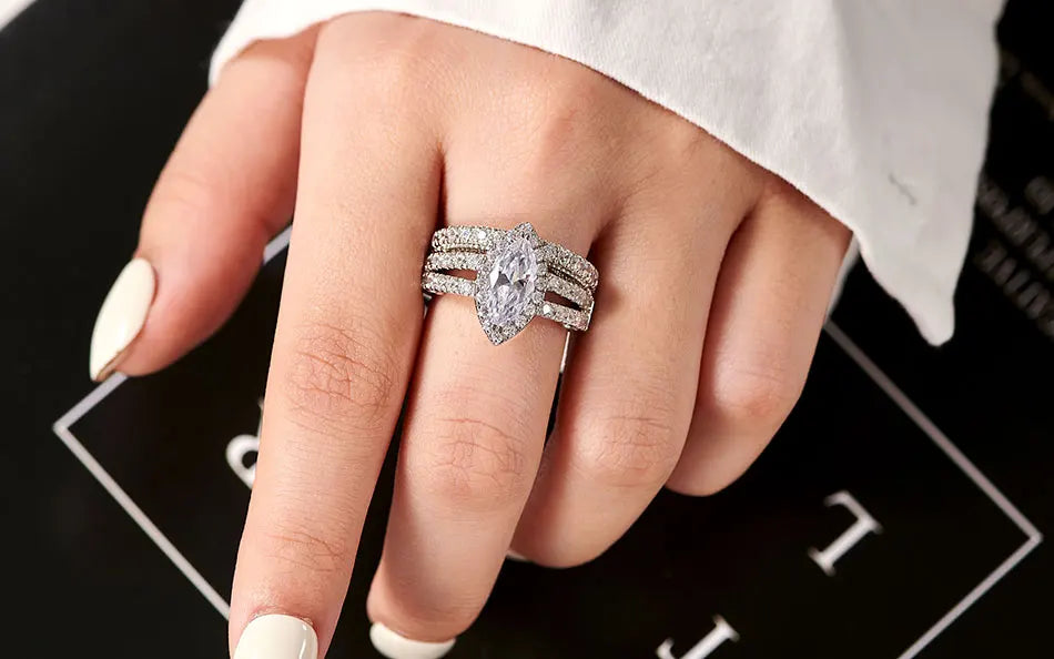 Luxury Moissanite Engagement & Wedding Ring Set – Vintage Sterling Silver