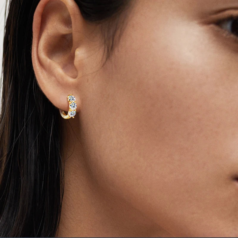 Dazzling Silver Moissanite Earrings – Ideal Gift for Christmas & Halloween