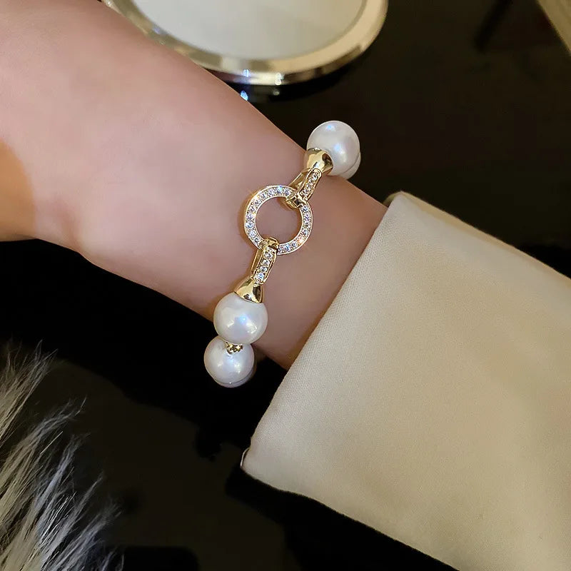 Retro Light Luxury Pearl Zircon Circle Bracelet for Women