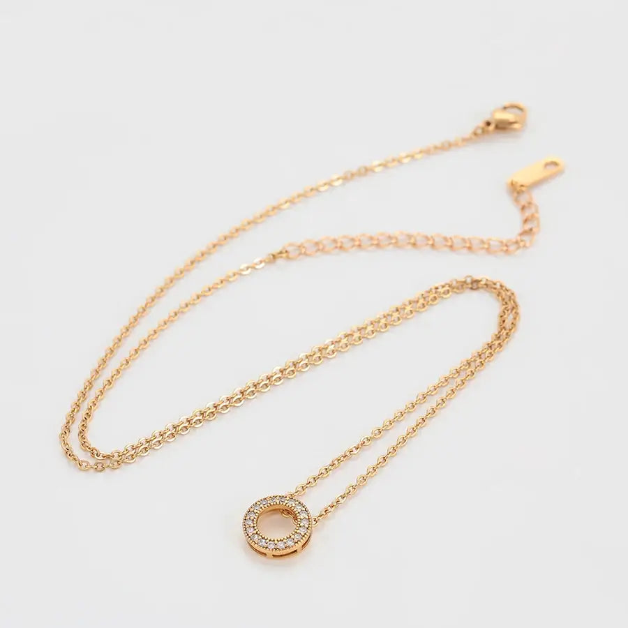Gold Round Pendant Necklace – Women’s Fashion Jewelry