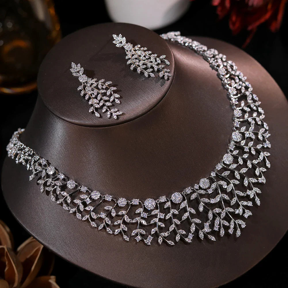 Elegant Circular Necklace and Earring Set for Bride Wedding Celebration