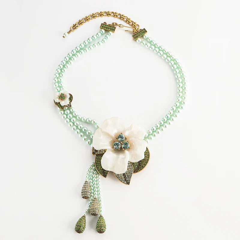 Vintage Green Pearl Necklace with Lotus Pendant