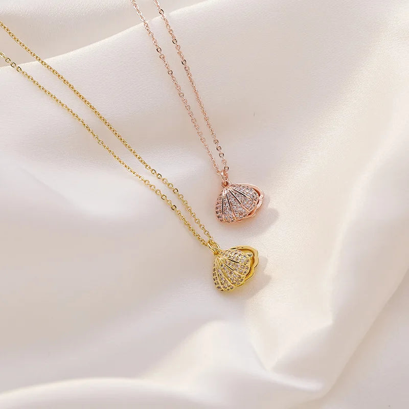 Women’s Sexy Zircon & Imitation Pearl Shell Pendant Necklace
