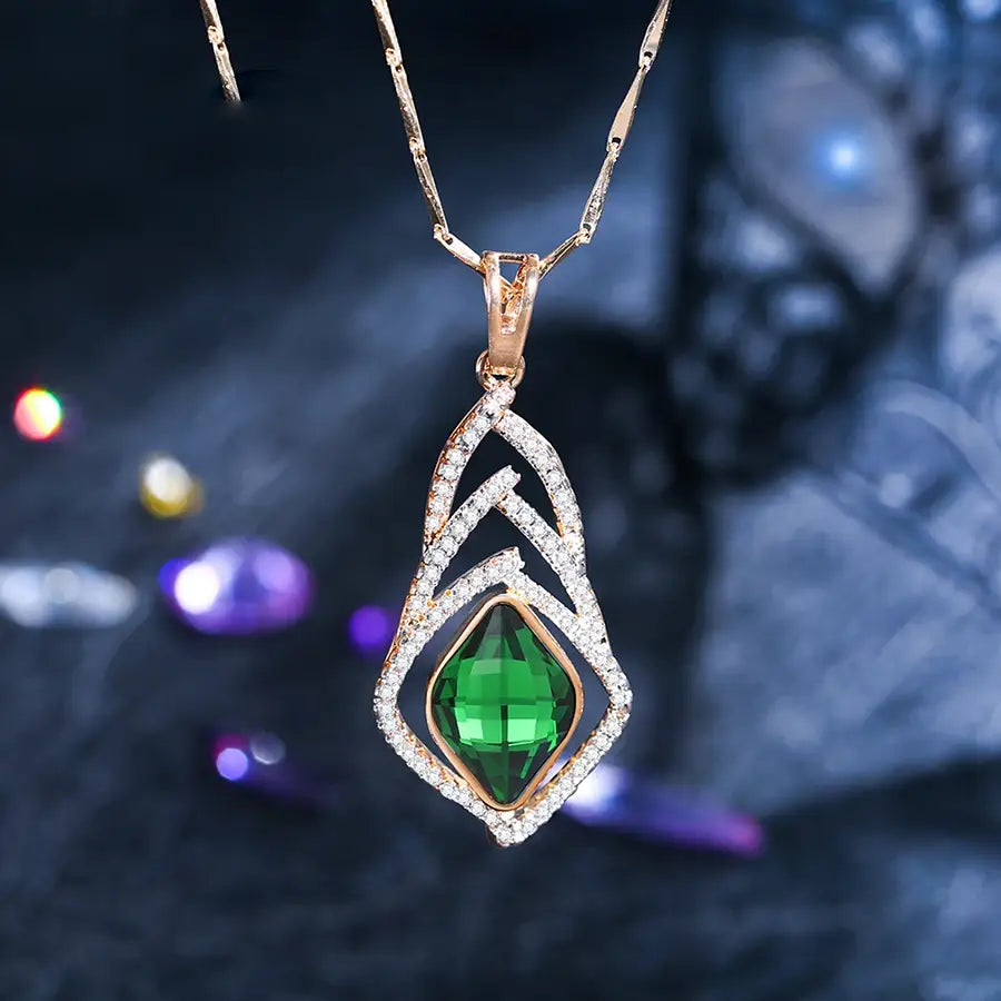 Crystal Pendant Necklace – Fashion Jewelry Charm, Copper Alloy