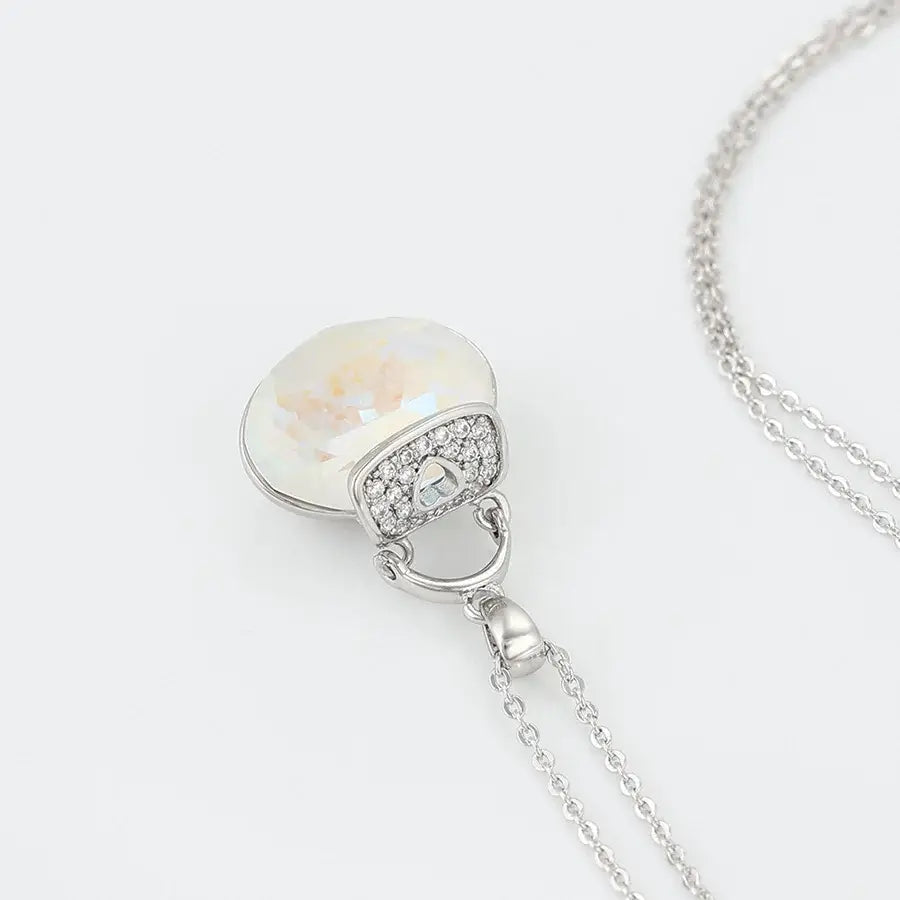 Crystal Pendant Necklace – Romantic Fashion Jewelry for Women