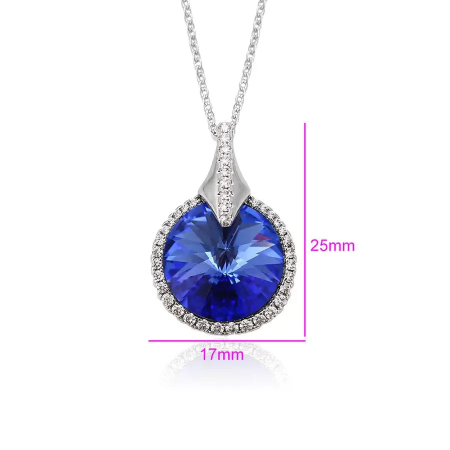 Elegant Crystal Charm Necklace – Stylish Family Gift