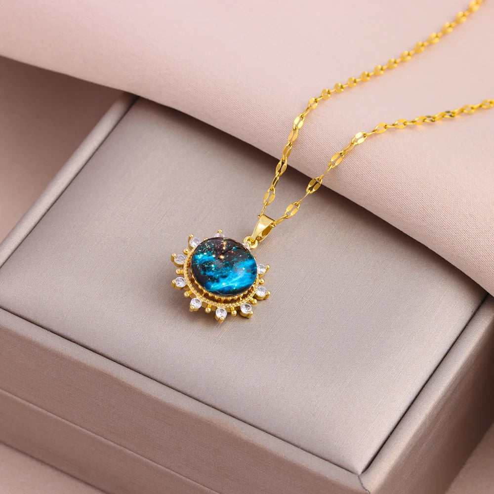 Gold-Plated Fashion Dream Planet Pendant Necklace for Women