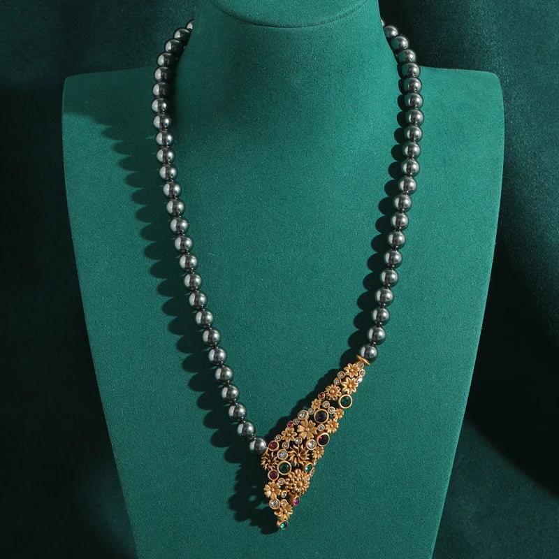 Gold Floral Pearl Necklace for Women – Luxury Bridal & Party Jewelry