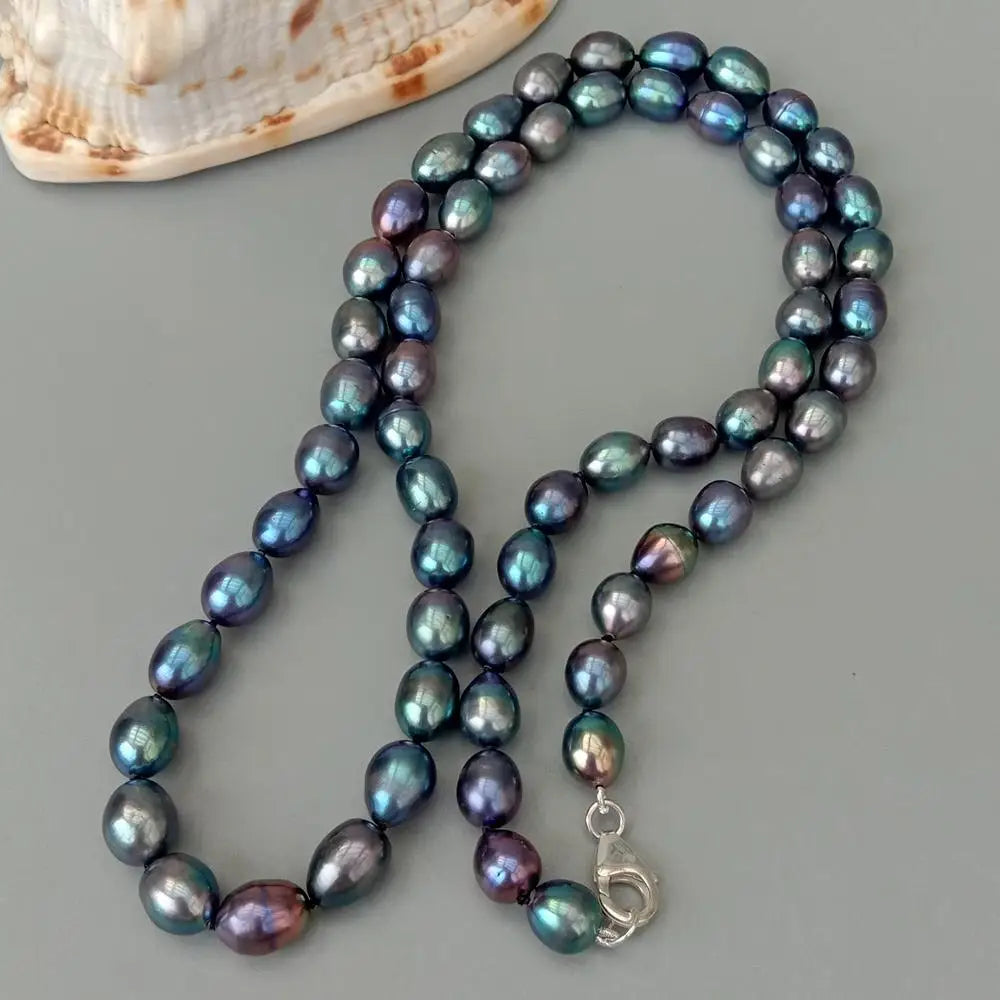 Long 32.5" Black Freshwater Pearl Necklace – Classic & Timeless Design