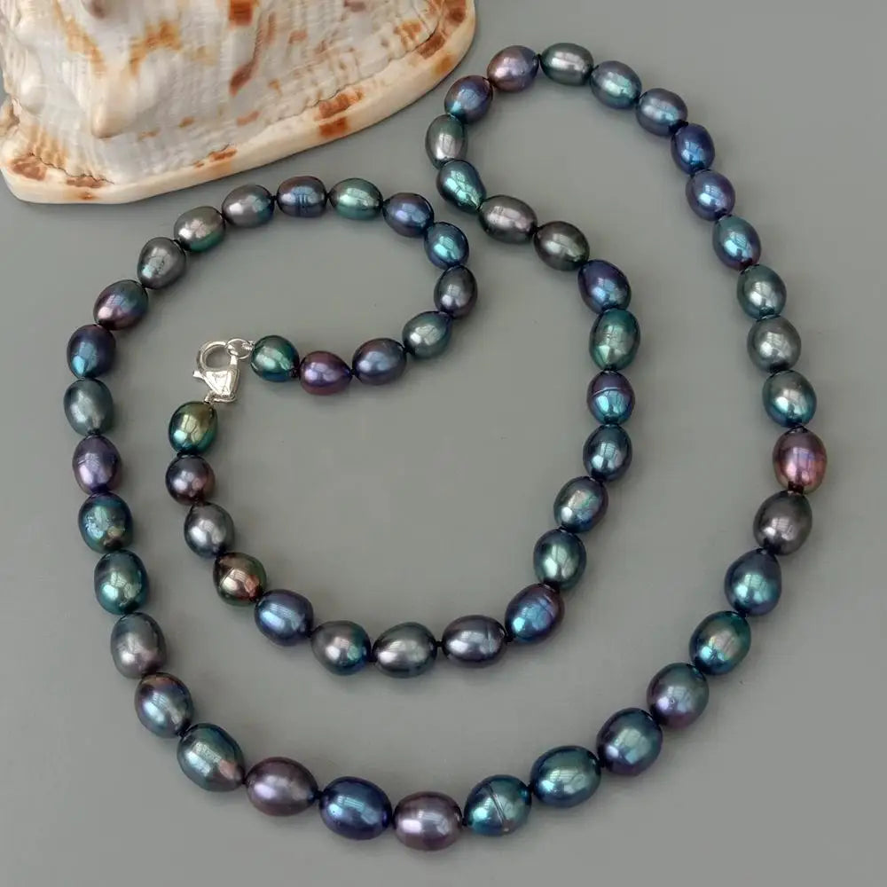 Long 32.5" Black Freshwater Pearl Necklace – Classic & Timeless Design
