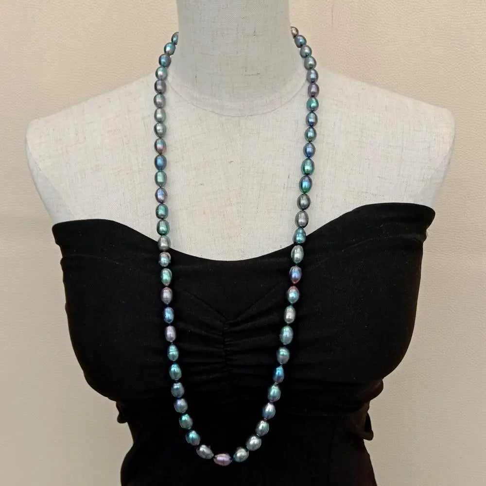 Long 32.5" Black Freshwater Pearl Necklace – Classic & Timeless Design