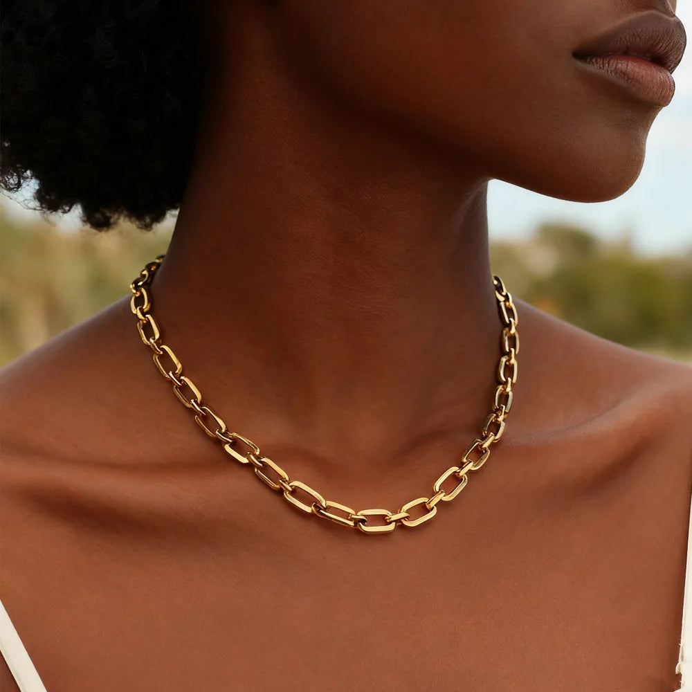Chunky Gold Oval Link Necklace – Women’s Minimalist Chain Choker