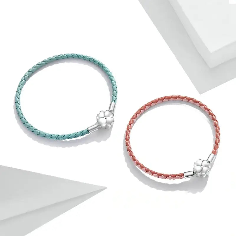 Three-Color Leather Clover Bracelet – Women’s Lucky Jewelry