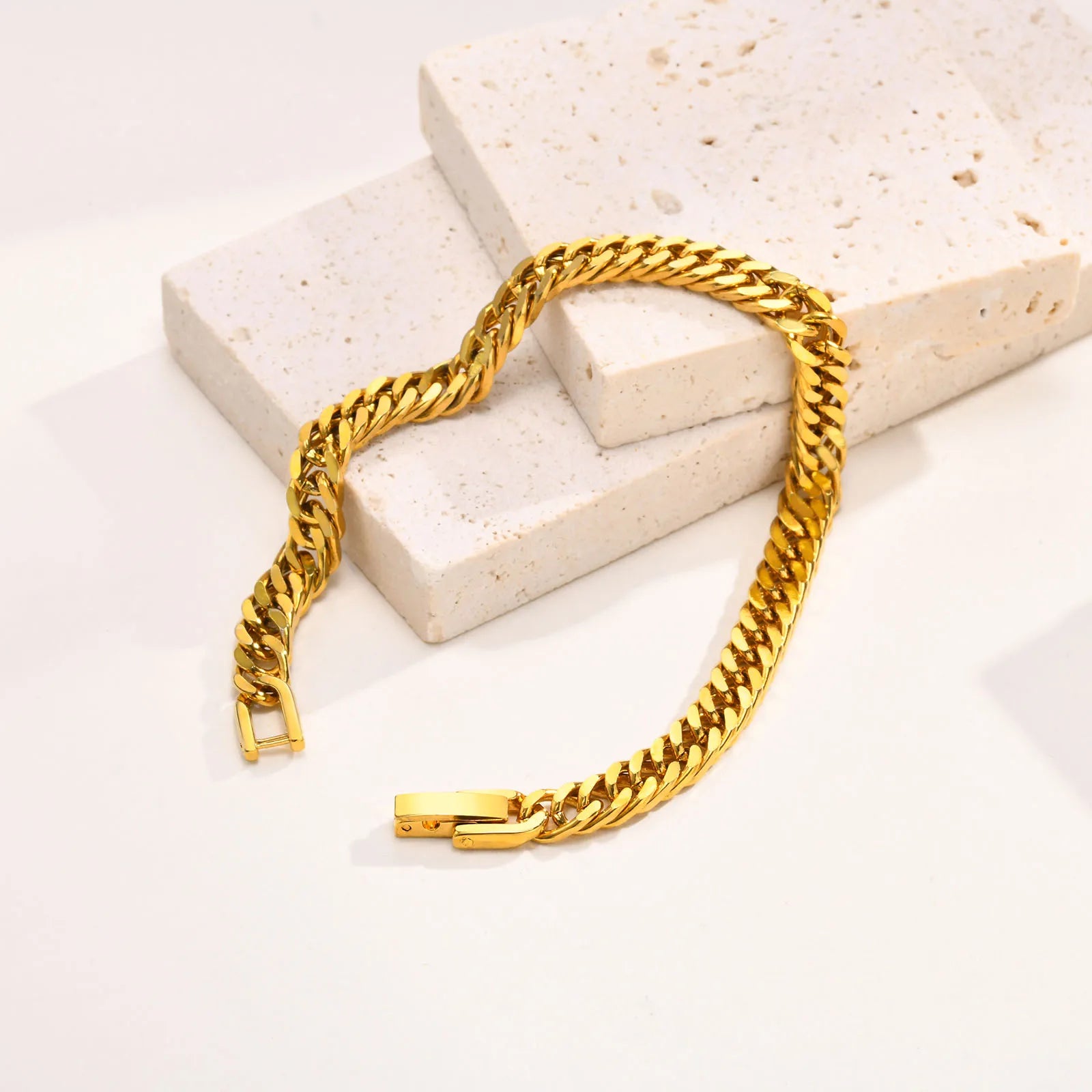 Cuban Link Chain Bracelet for Women – Gold Stainless Steel Fashion Jewelry