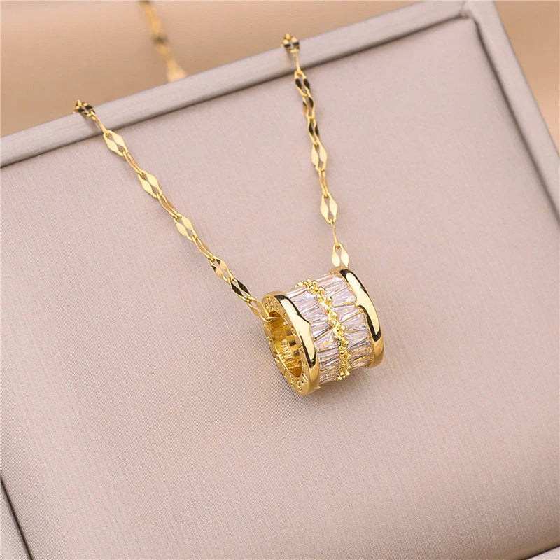 Korean Fashion Sweet Crystal Pendant Necklace for Women
