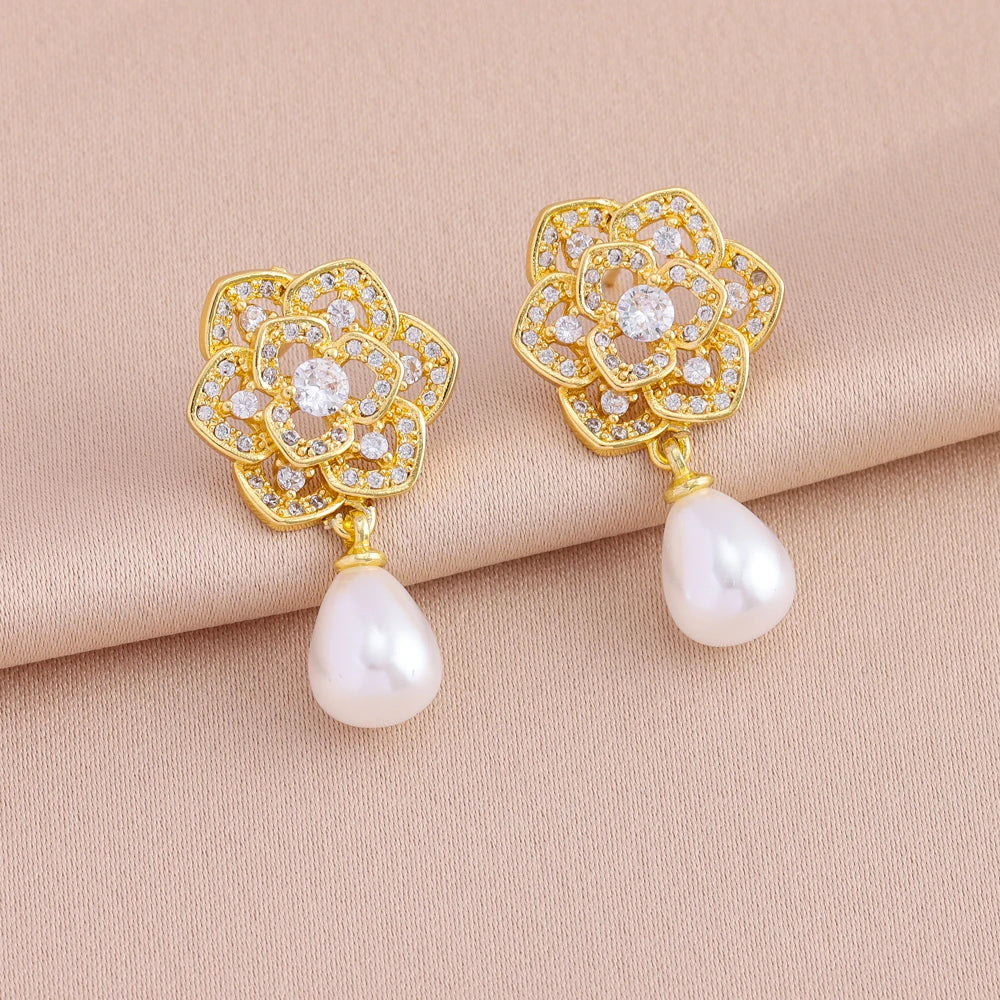 Luxury Retro Zircon Pearl Necklace & Earrings Set – 18K Gold Plated