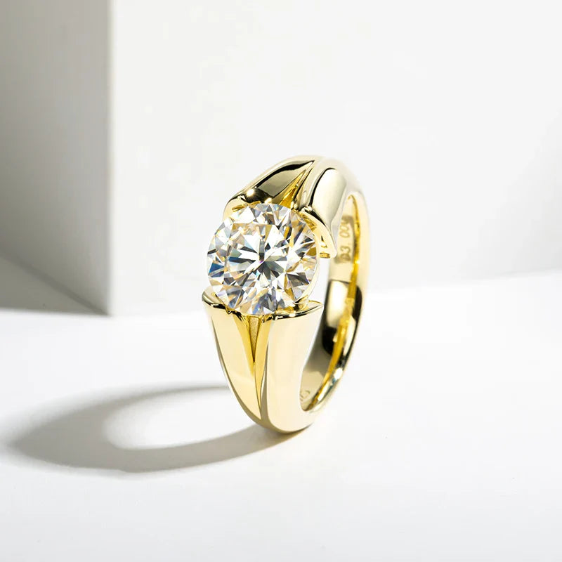 Luxury Moissanite Engagement Ring in Sterling Silver Wedding Ring for Women