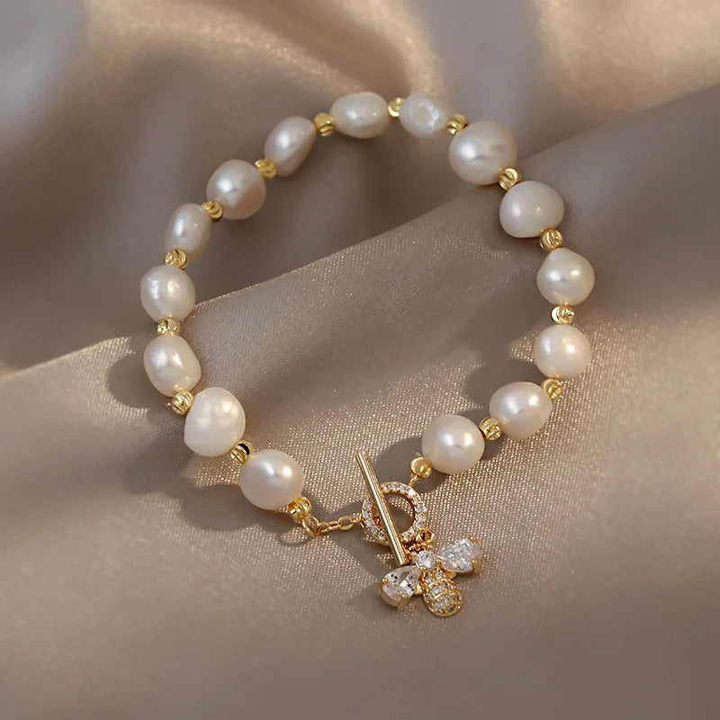 Retro Light Luxury Pearl Zircon Circle Bracelet for Women