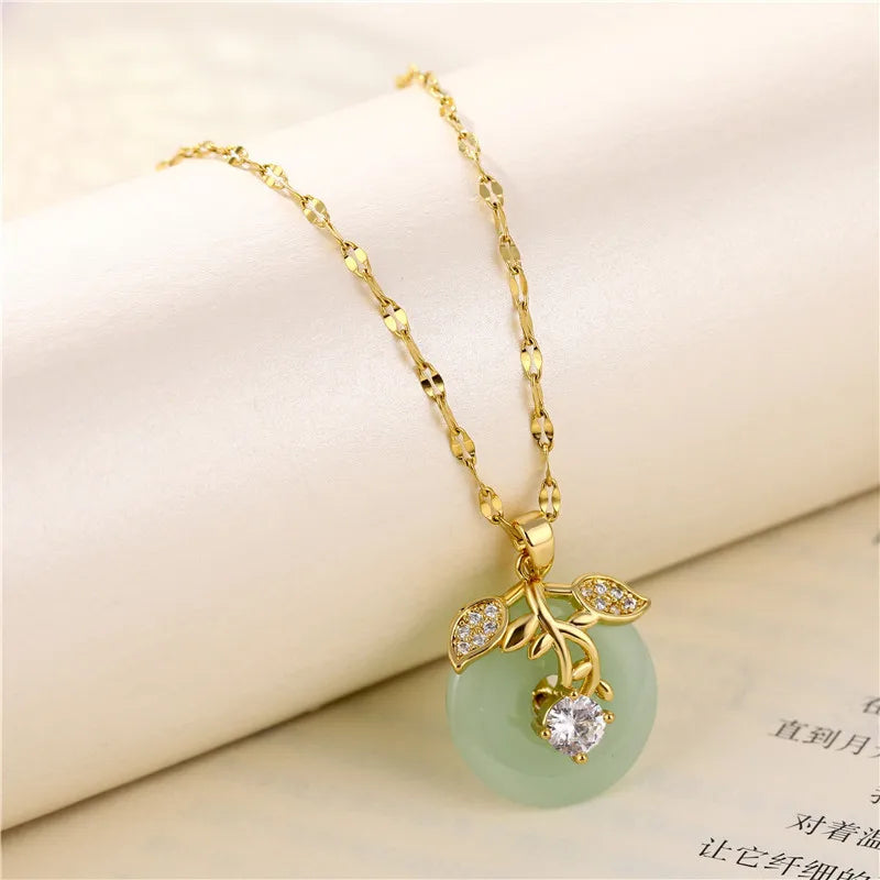 Trendy Green Zircon Pendant Necklace for Women