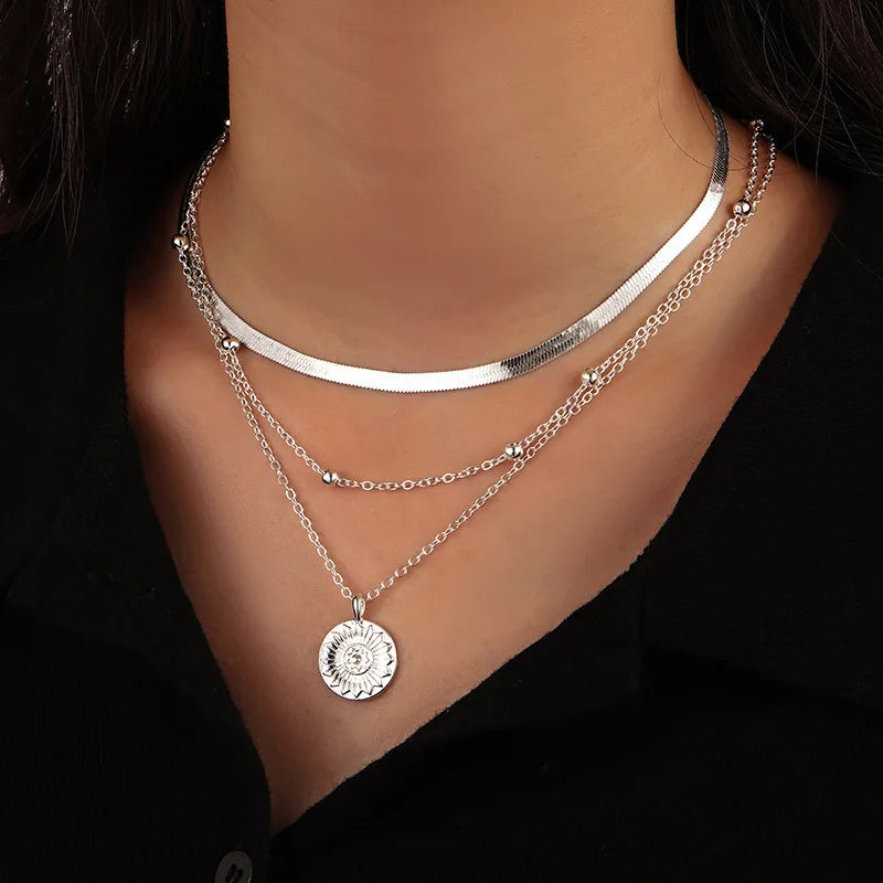 Steel Cross Pendant Necklace – Minimalist Gold Jewelry for Men & Women