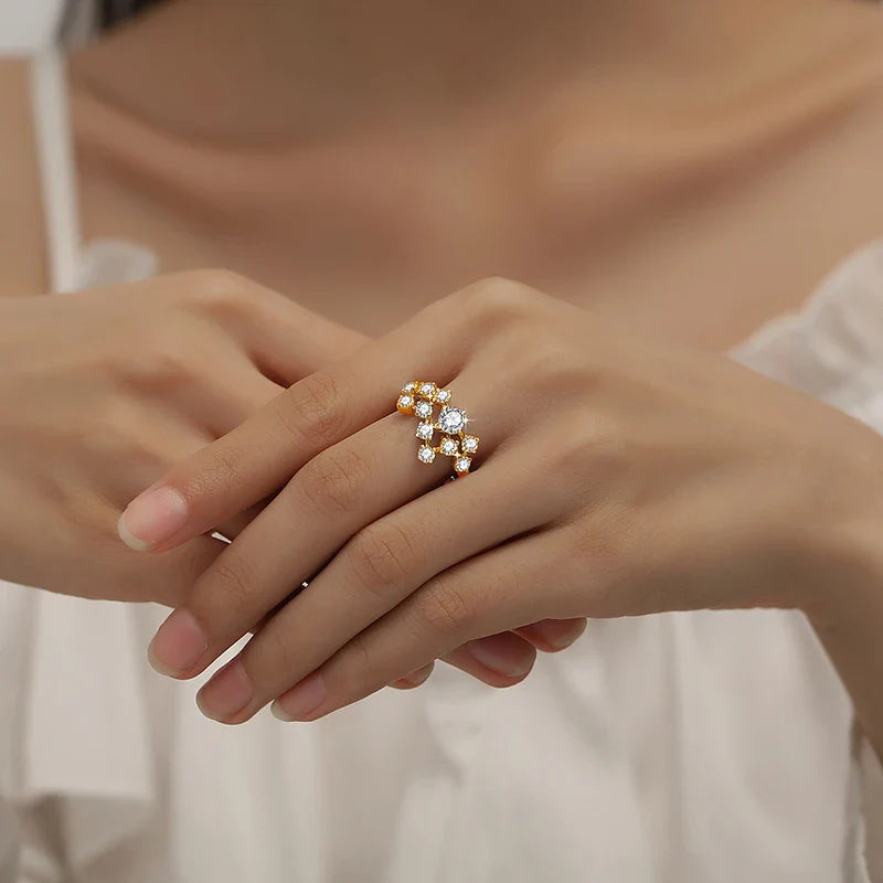 Luxury Moissanite Infinity Engagement Ring and Silver Wedding Band for Women