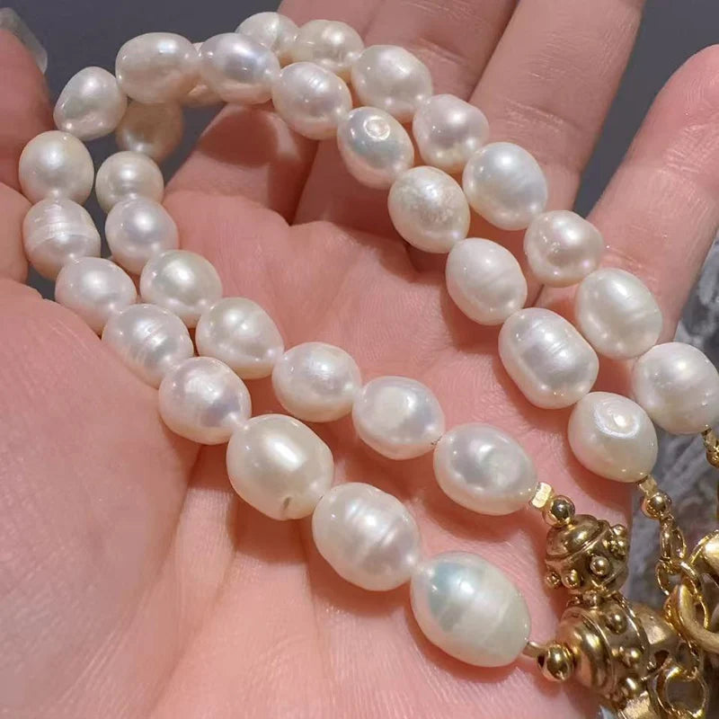 Vintage Gold Pearl Portrait Pendant Choker Necklace