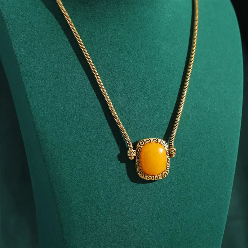 Vintage Gold Snake Chain Square Pendant Necklace