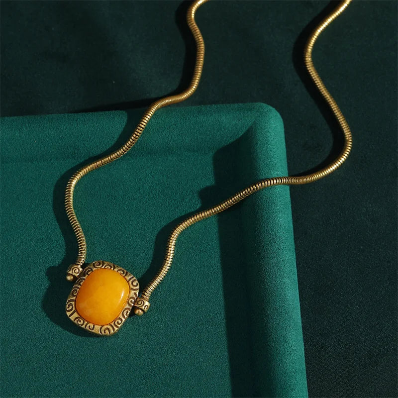 Vintage Gold Snake Chain Square Pendant Necklace