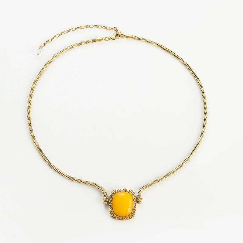 Vintage Gold Snake Chain Square Pendant Necklace