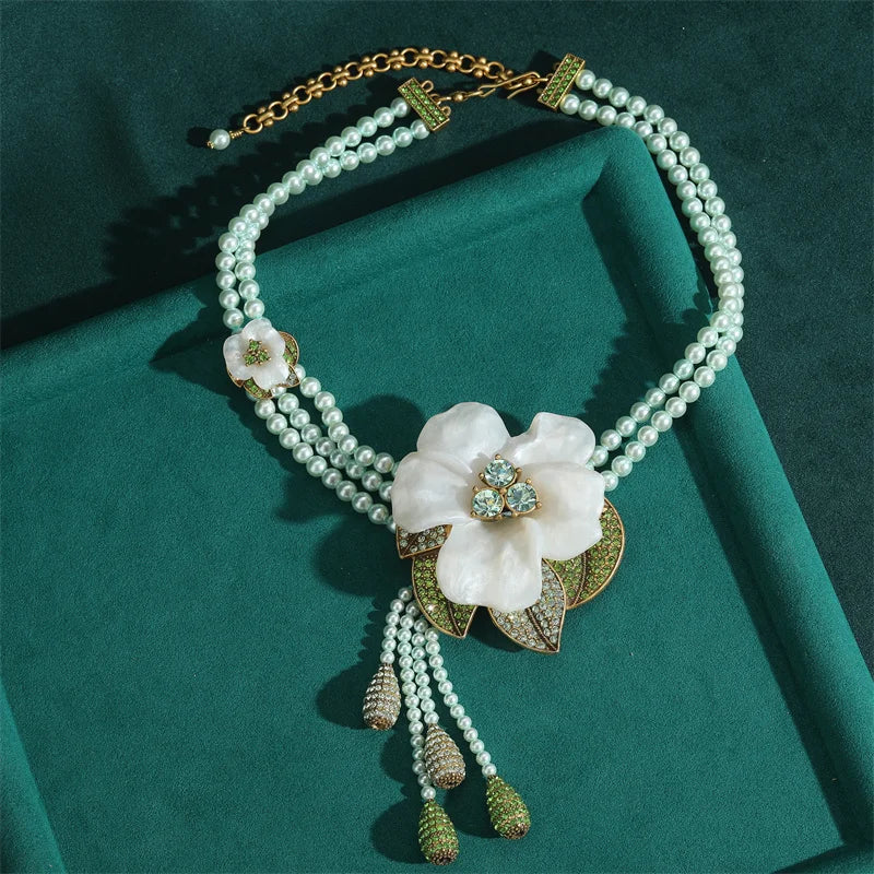 Vintage Green Pearl Necklace with Lotus Pendant