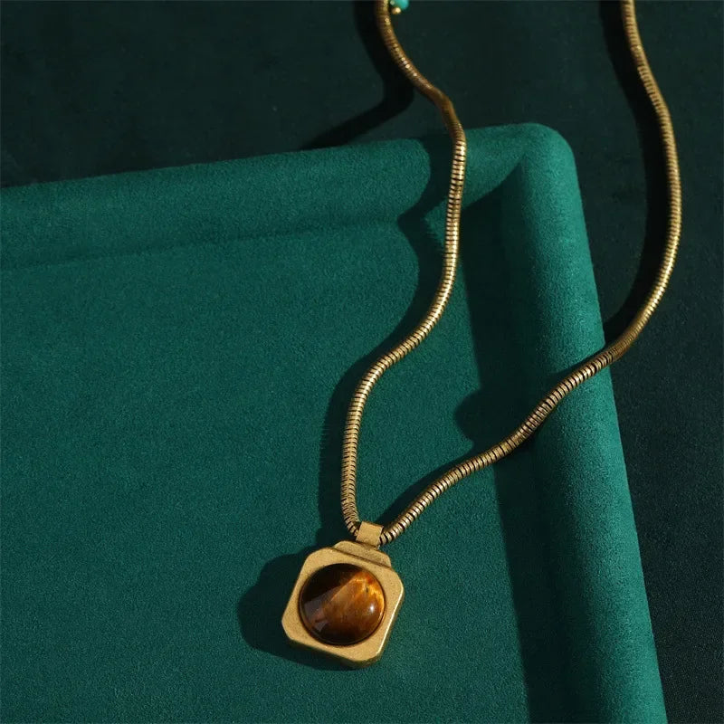 Vintage Tiger Eye Pendant Necklace – Gold Square Copper Chain