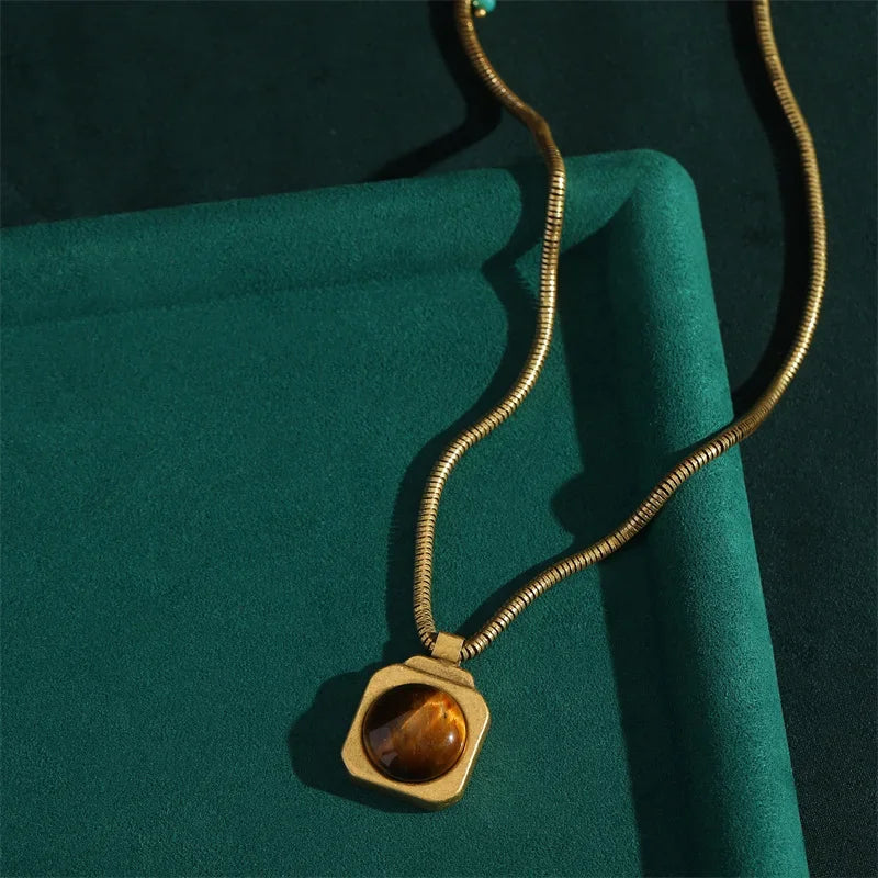 Vintage Tiger Eye Pendant Necklace – Gold Square Copper Chain