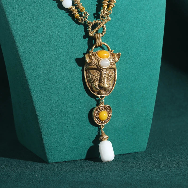 Vintage White Beads Necklace with Tiger Head Pendant